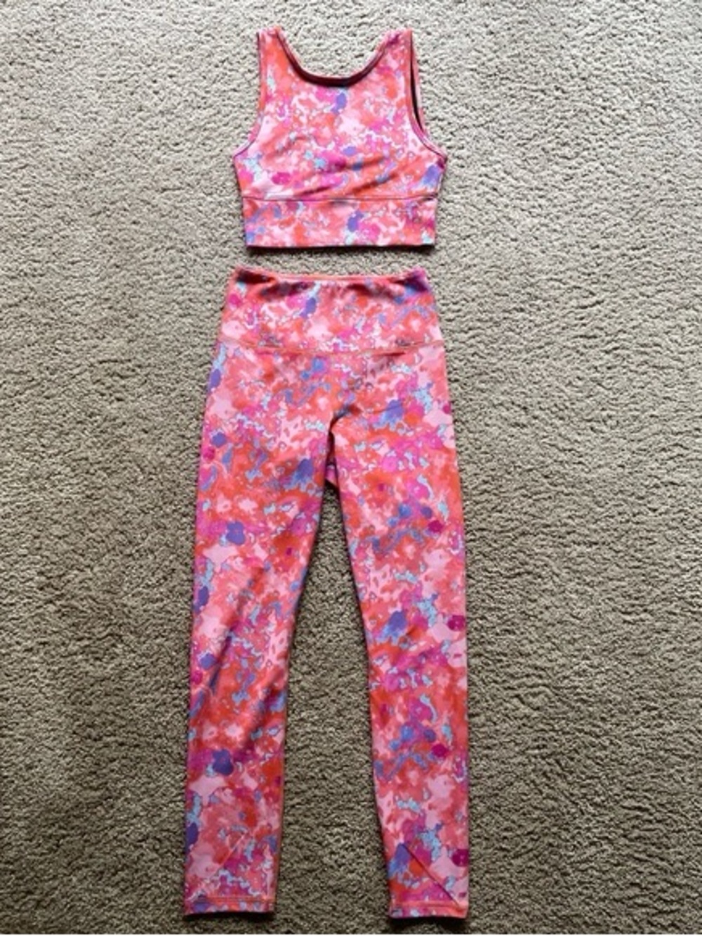 Matching Activewear Set Small - Picture 4 of 4